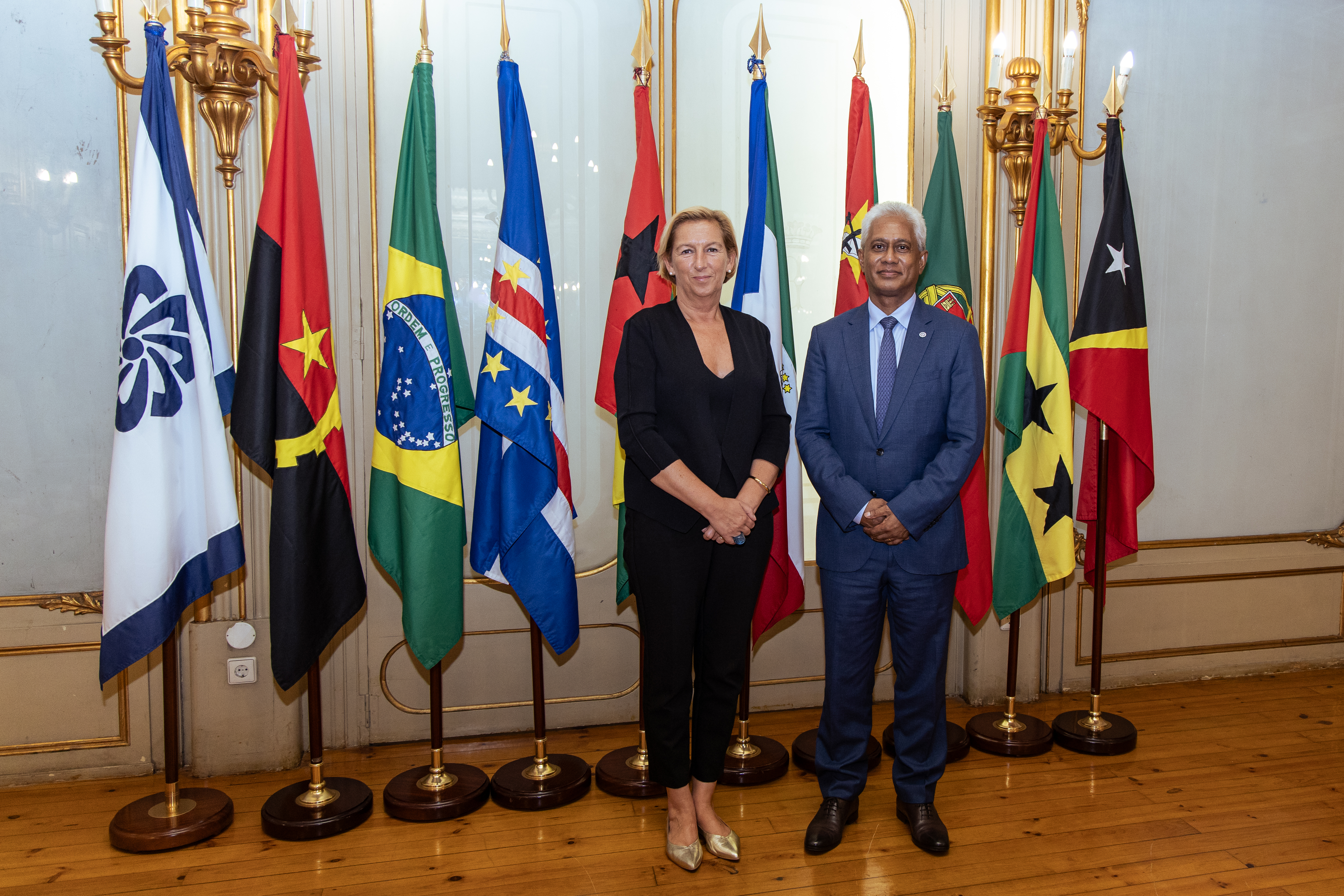 SE Recebe Embaixadora Da França 25