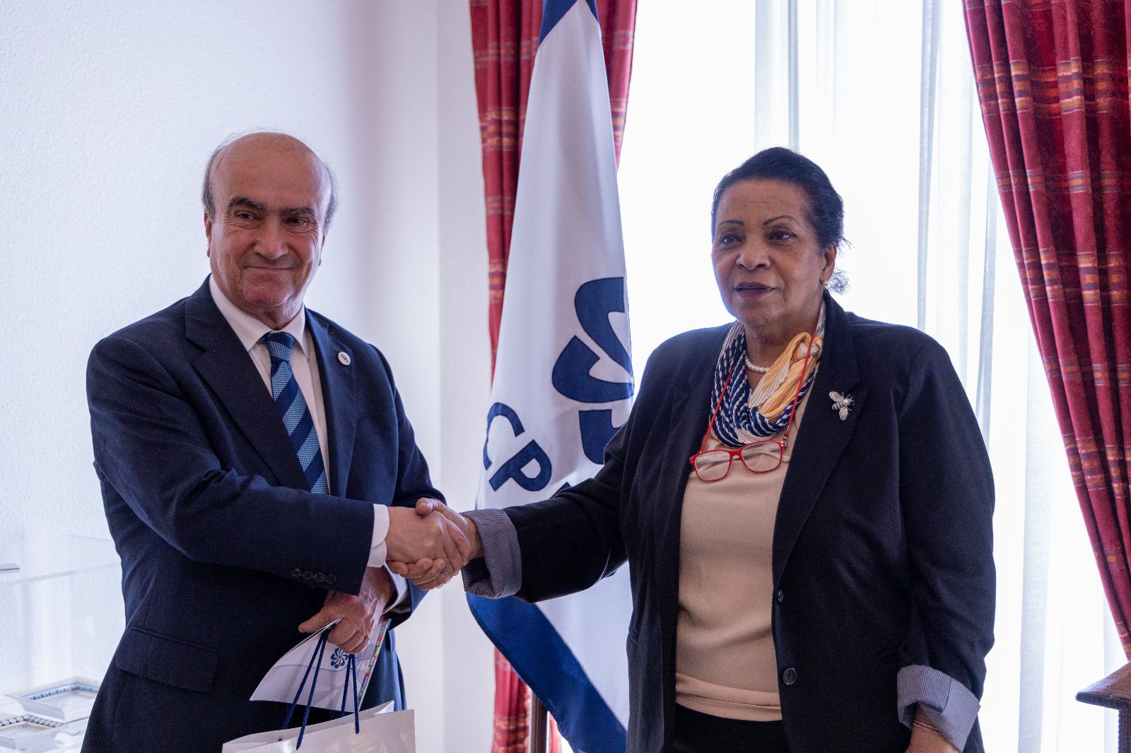 Secretária Executiva Recebe Secretário Geral Da OEI (8)