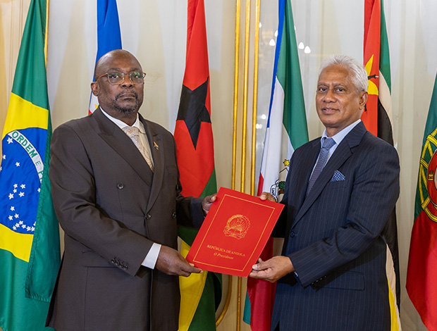 Cartas Credenciais Embaixador Angola Evaristo Silva