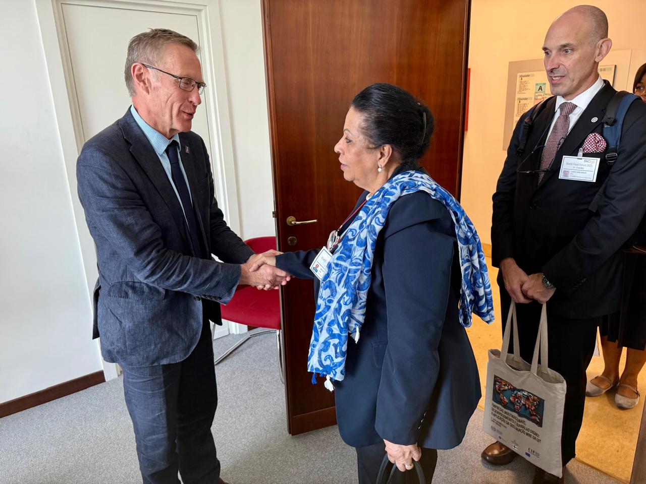 Whatsapp Image 2025 10 14 At 18.41.45